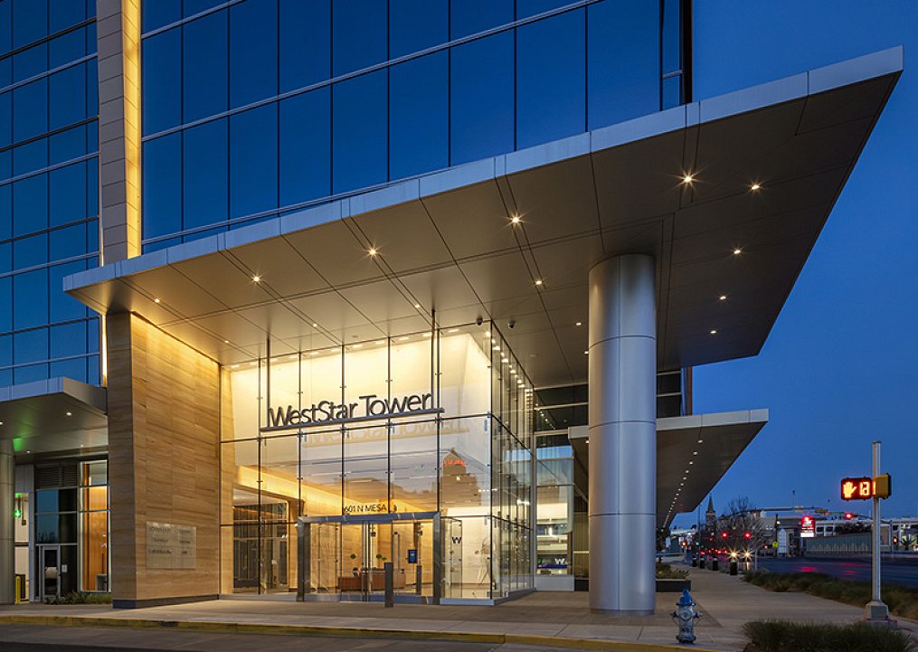 weststar-tower-exterior-entrance-lighting.jpeg